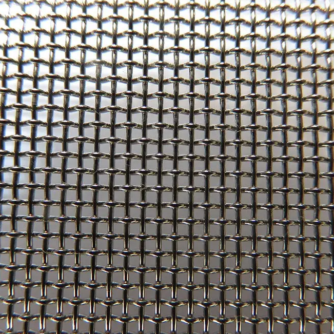 金属丝编织方孔网.png